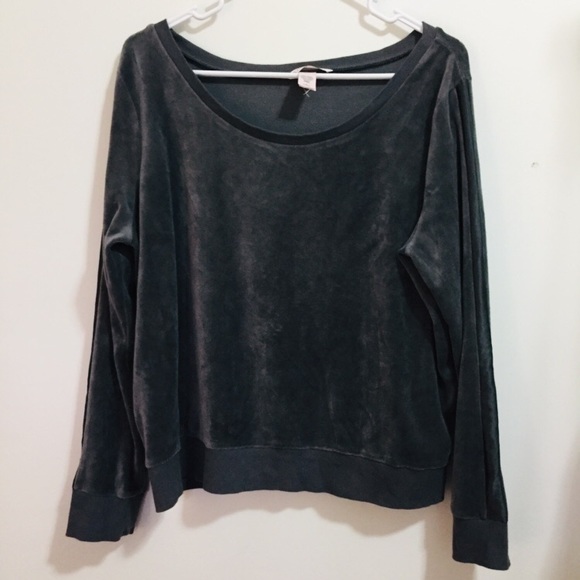 Tops - Victoria’s Secret Gray Velvet Sweatshirt